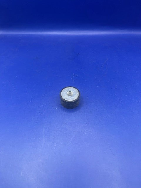 ZS1137532: Rubber bump M8x30x17